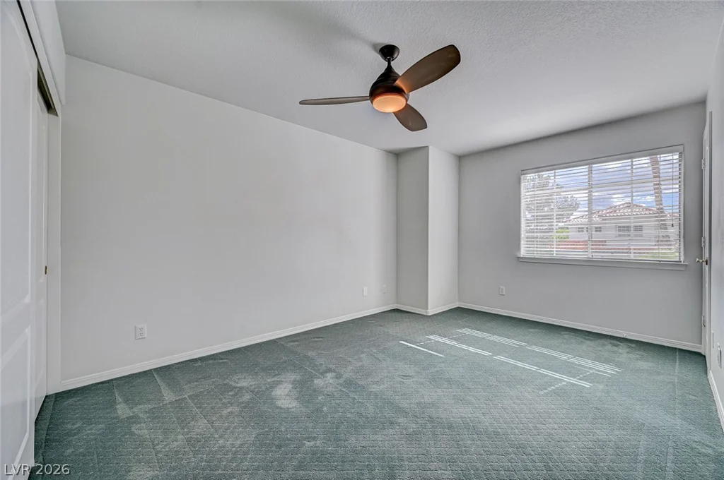 2832 Summer Lake, Las Vegas, NV 89128