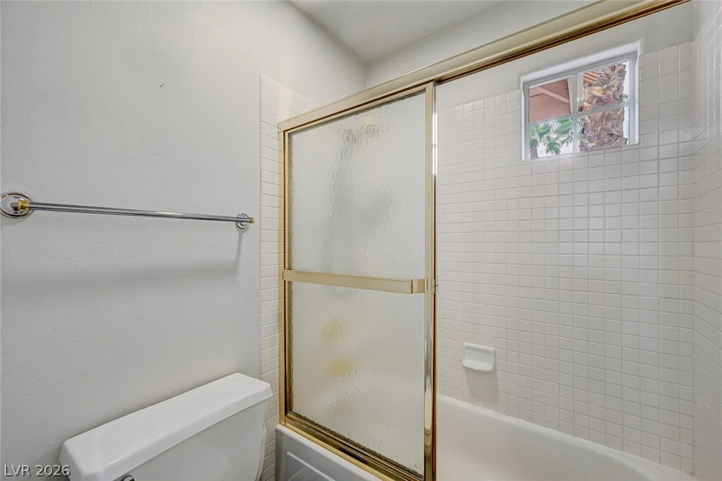 2832 Summer Lake, Las Vegas, NV 89128