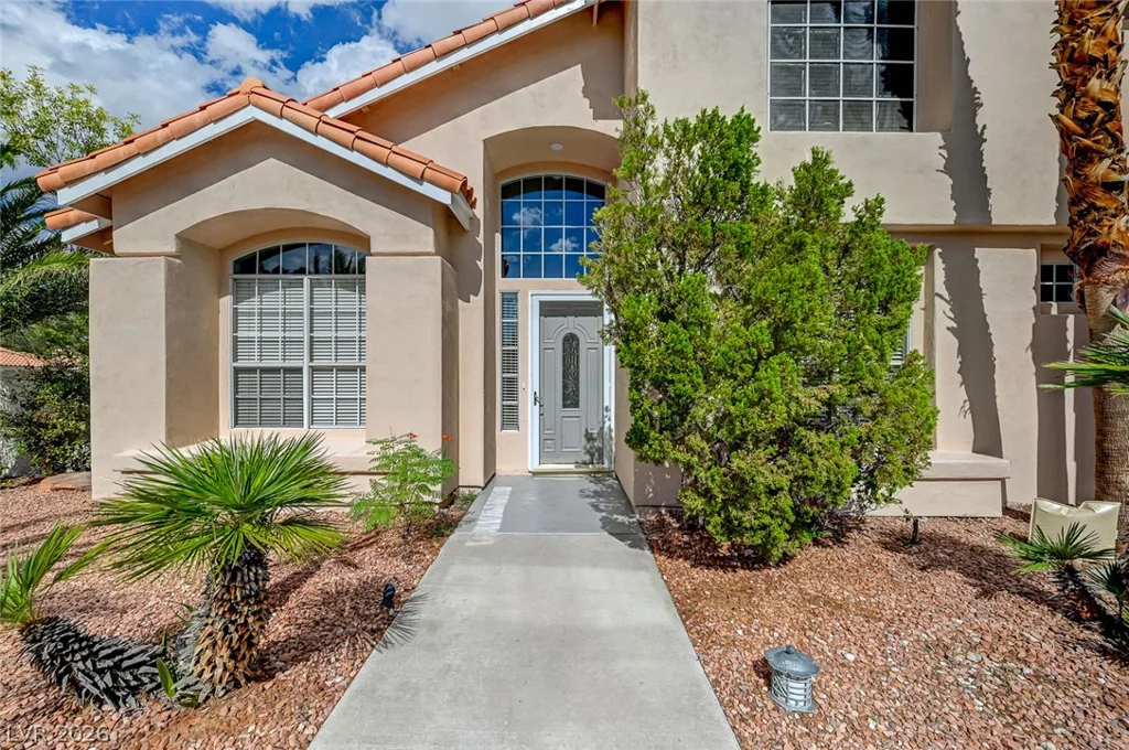 2832 Summer Lake, Las Vegas, NV 89128