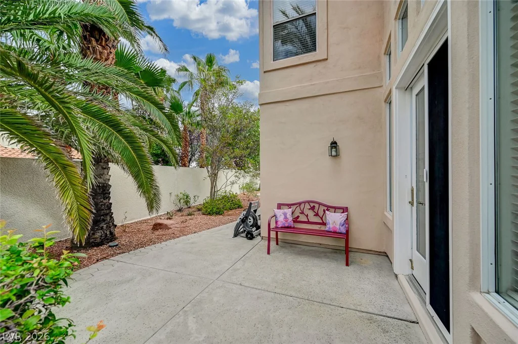 2832 Summer Lake, Las Vegas, NV 89128