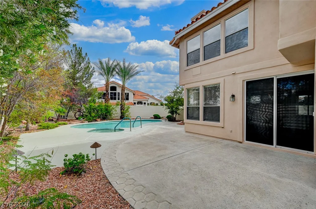 2832 Summer Lake, Las Vegas, NV 89128
