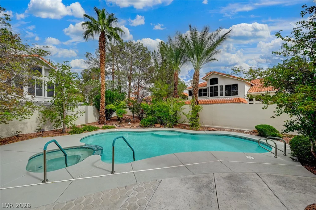 2832 Summer Lake, Las Vegas, NV 89128