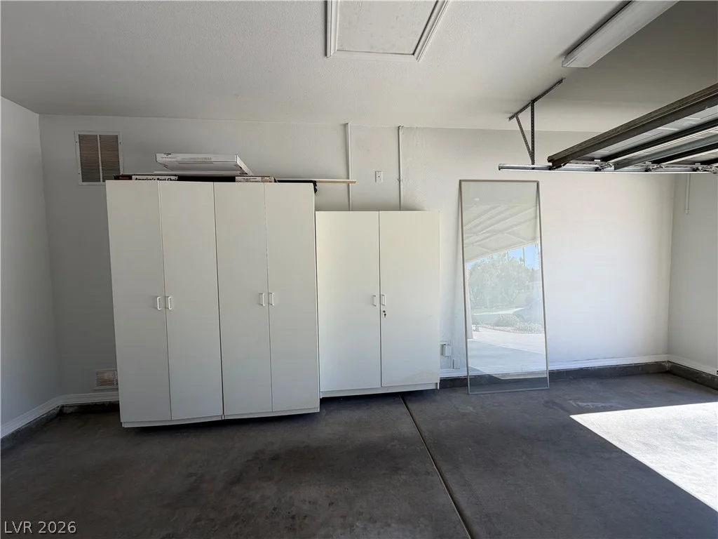 2832 Summer Lake, Las Vegas, NV 89128