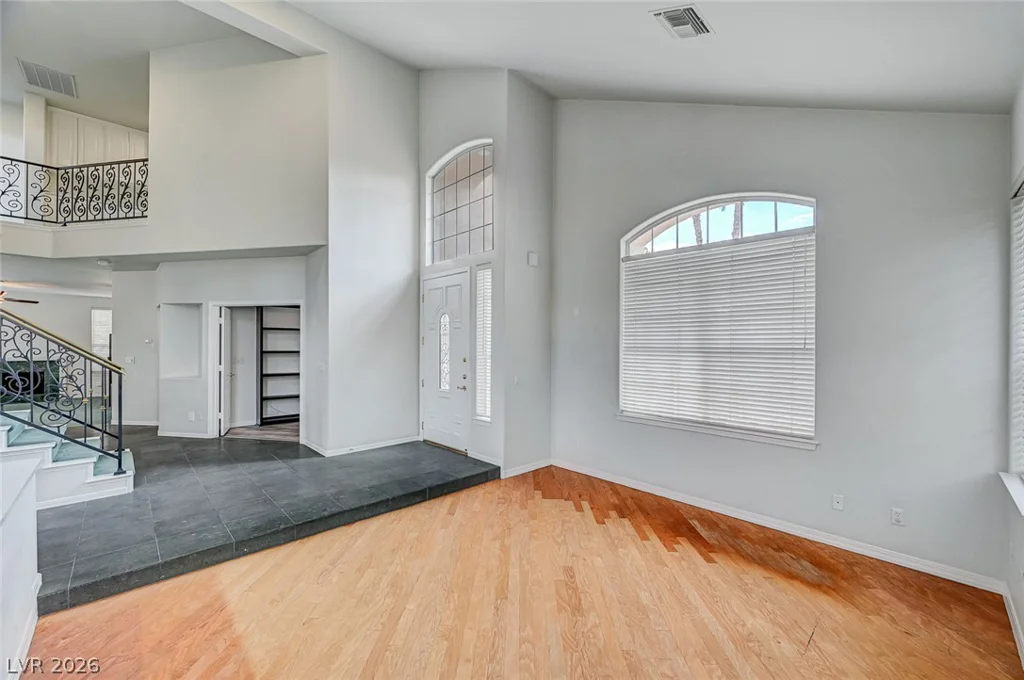 2832 Summer Lake, Las Vegas, NV 89128