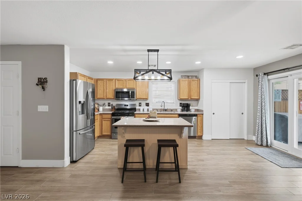 5401 Raincreek, Las Vegas, NV 89130