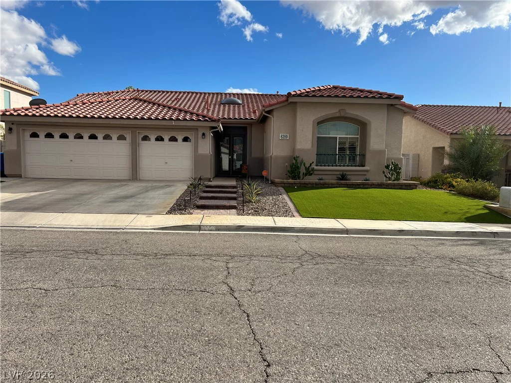 6359 Seton Hall, Las Vegas, NV 89110