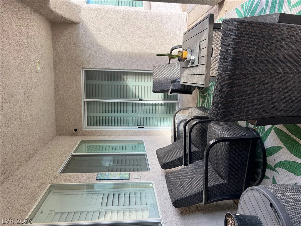 6359 Seton Hall, Las Vegas, NV 89110