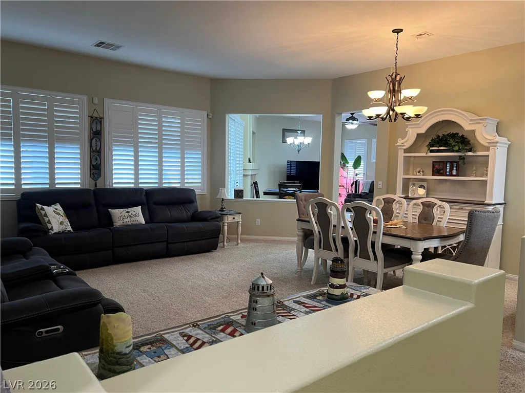 6359 Seton Hall, Las Vegas, NV 89110
