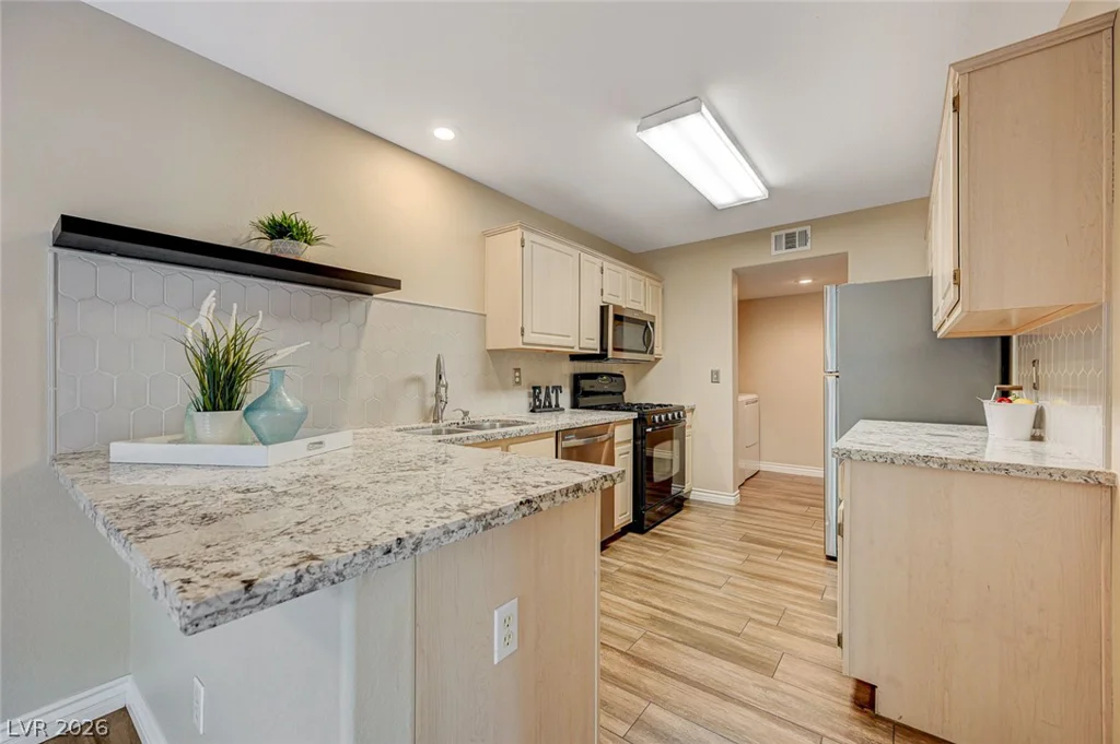 1618 COAL VALLEY, Henderson, NV 89014