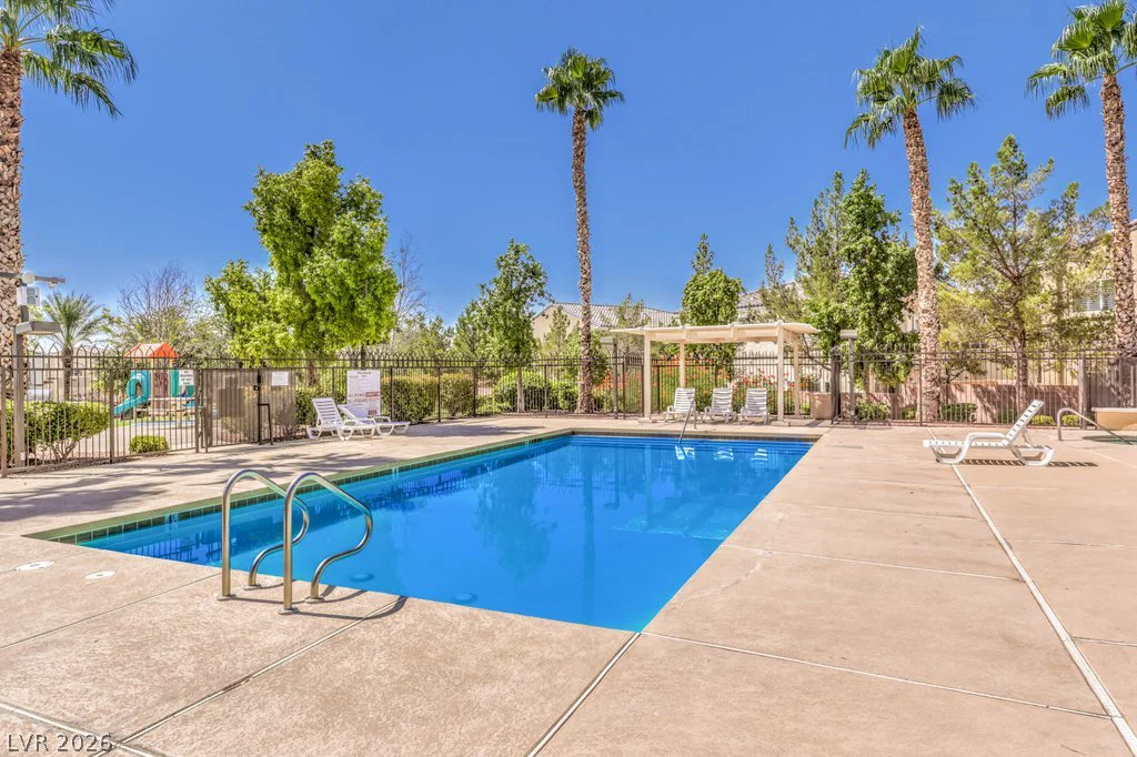 3916 Smokey Fog, North Las Vegas, NV 89081