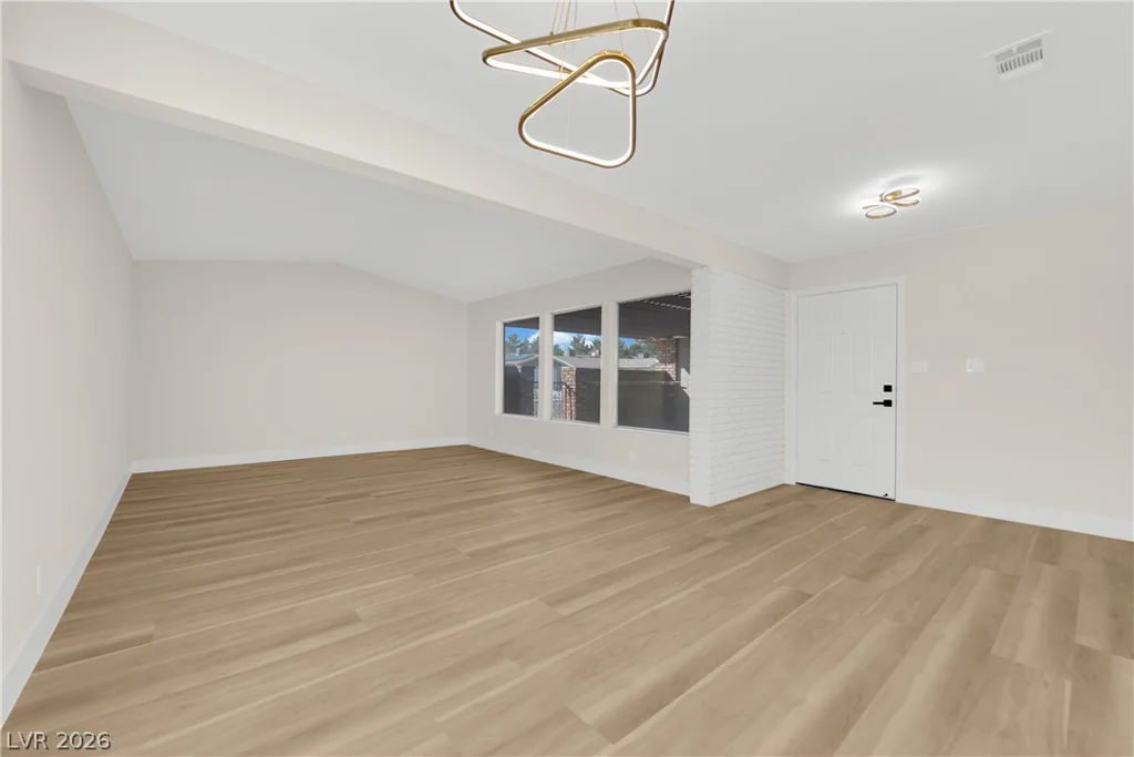 3880 El Paso, Las Vegas, NV 89121