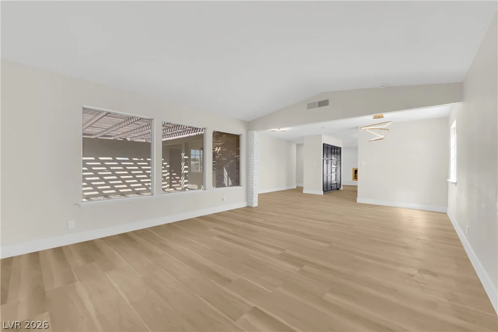 3880 El Paso, Las Vegas, NV 89121