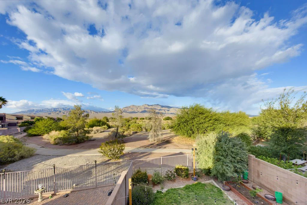 8740 Deering Bay, Las Vegas, NV 89131