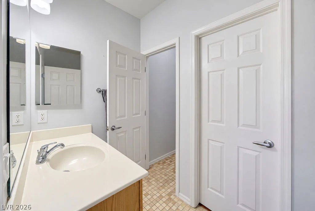 8740 Deering Bay, Las Vegas, NV 89131