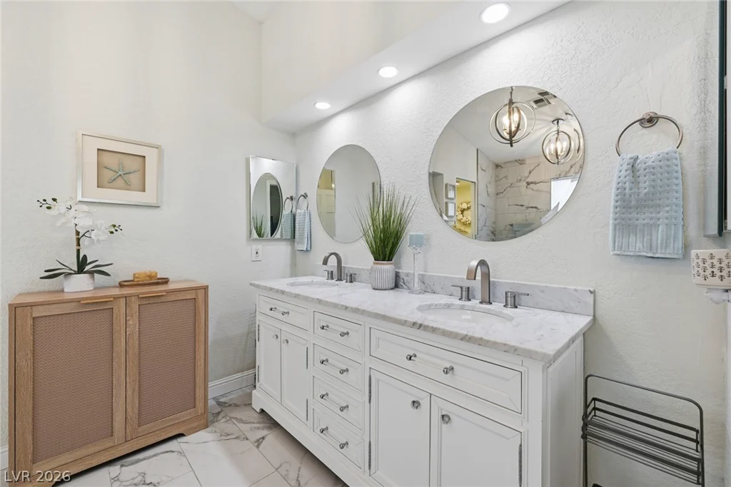 5500 Indian Hills, Las Vegas, NV 89130