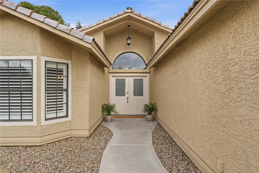 5500 Indian Hills, Las Vegas, NV 89130