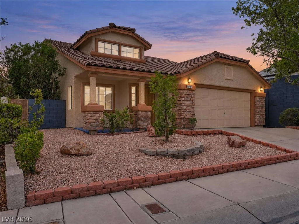 9645 Bending River, Las Vegas, NV 89129