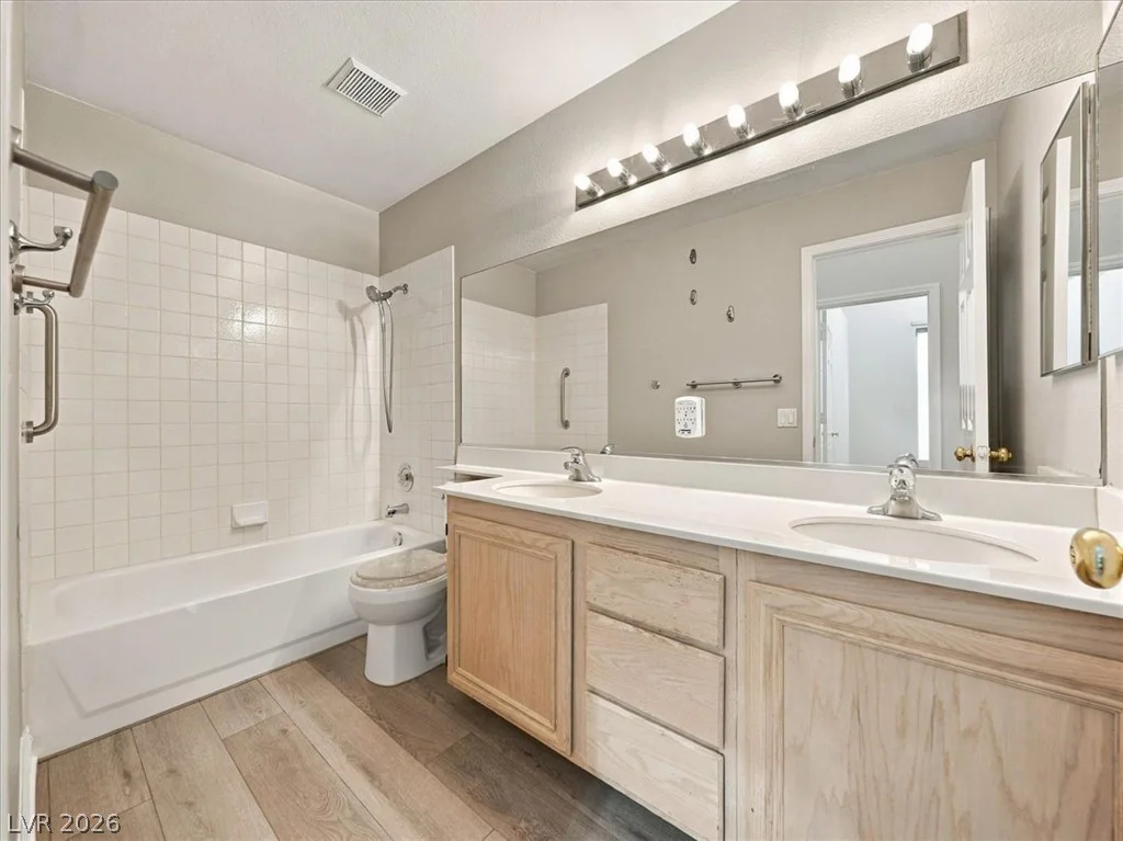 9645 Bending River, Las Vegas, NV 89129