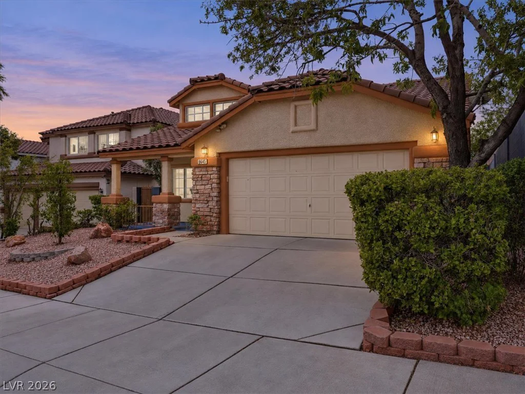 9645 Bending River, Las Vegas, NV 89129