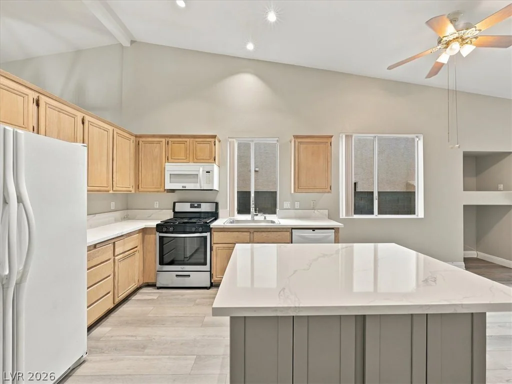 9645 Bending River, Las Vegas, NV 89129