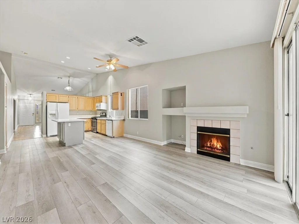 9645 Bending River, Las Vegas, NV 89129