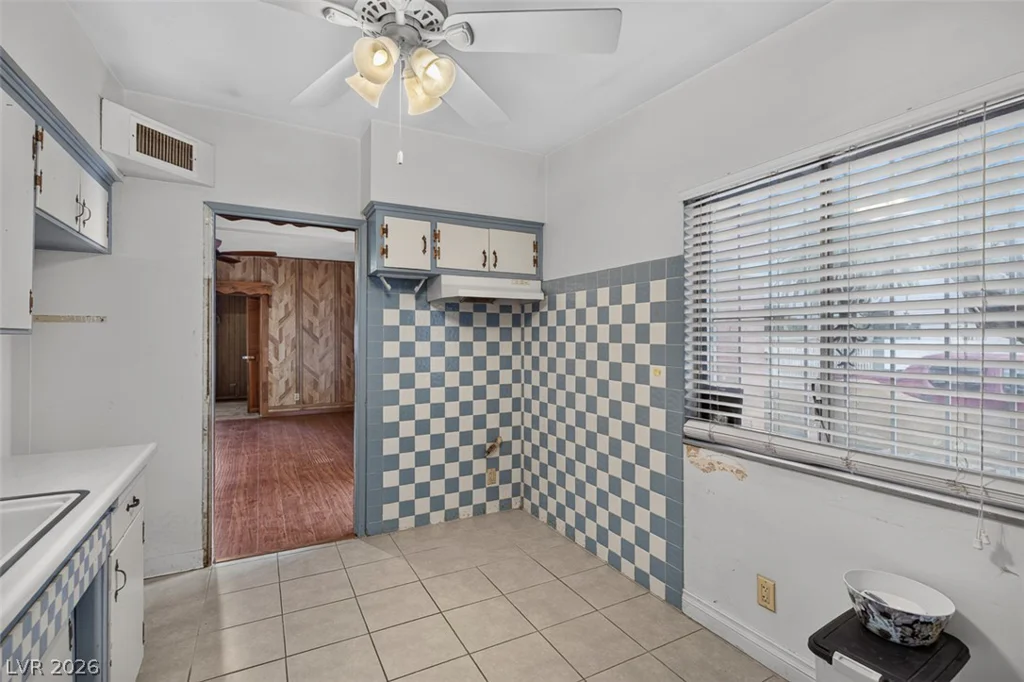 1323 Maui, Las Vegas, NV 89104