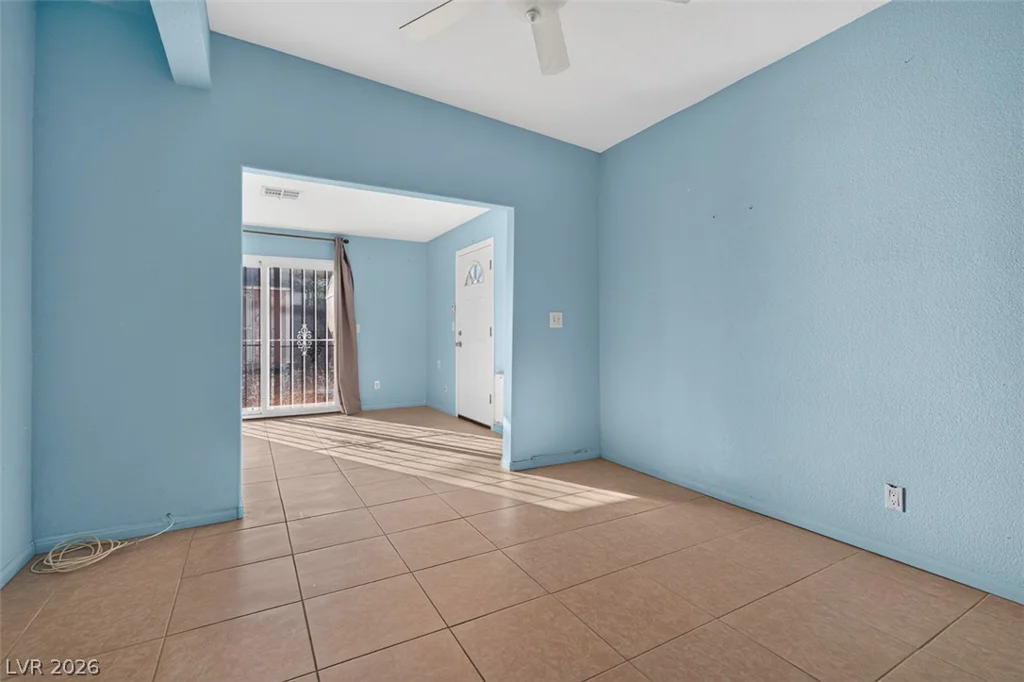 1323 Maui, Las Vegas, NV 89104