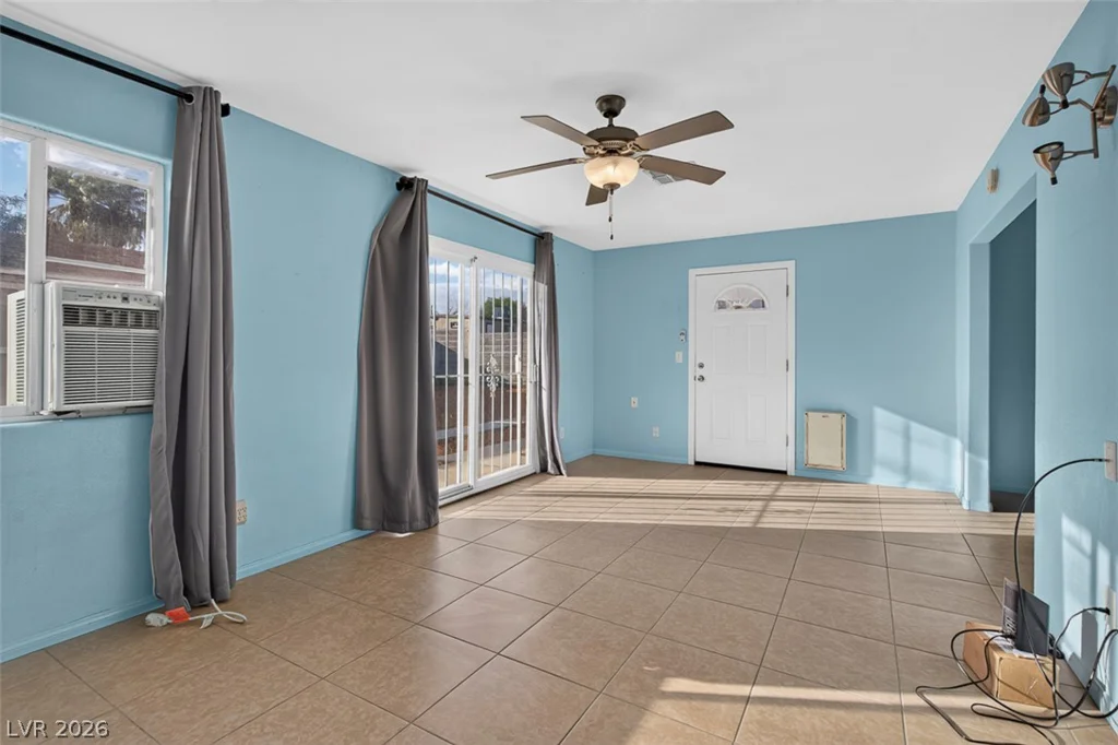 1323 Maui, Las Vegas, NV 89104