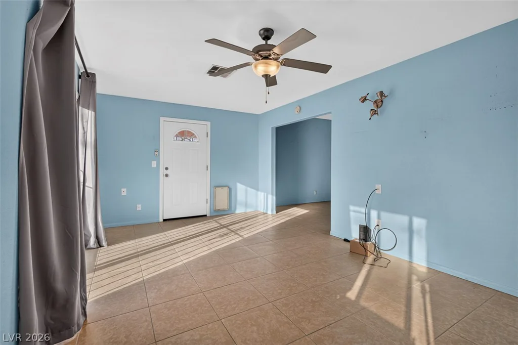1323 Maui, Las Vegas, NV 89104