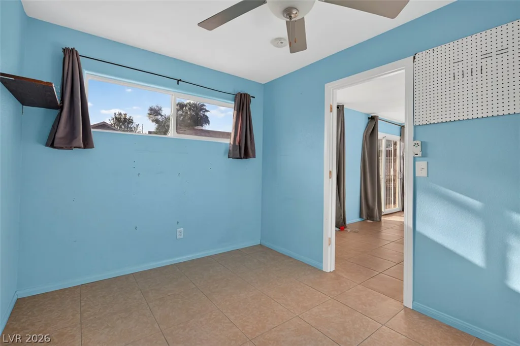 1323 Maui, Las Vegas, NV 89104