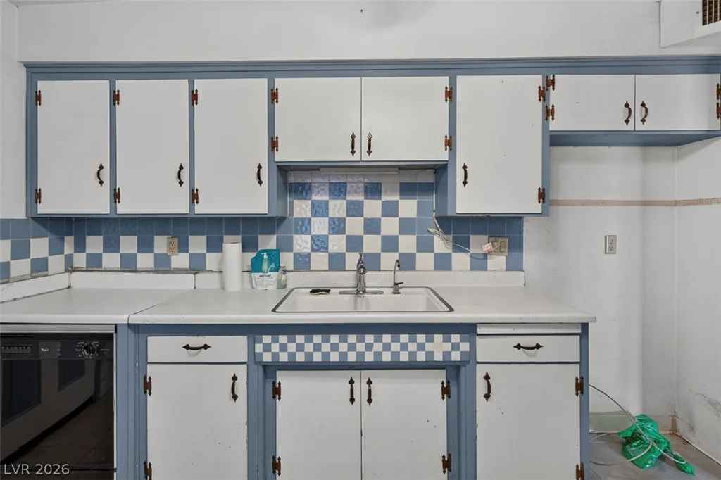 1323 Maui, Las Vegas, NV 89104