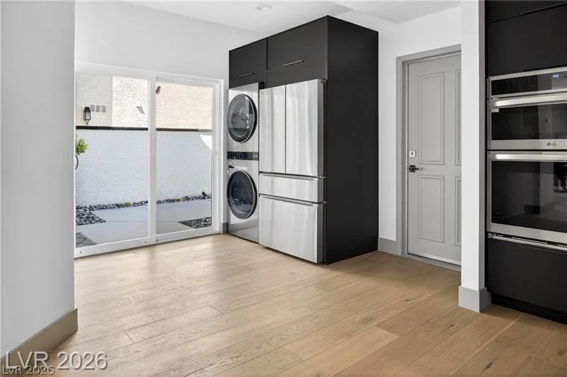 2861 QUEENS COURTYARD, Las Vegas, NV 89109