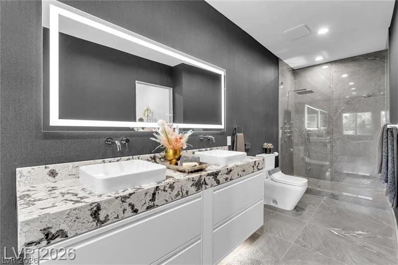 2861 QUEENS COURTYARD, Las Vegas, NV 89109