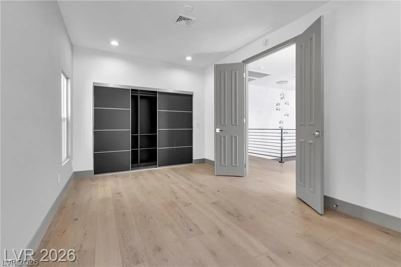 2861 QUEENS COURTYARD, Las Vegas, NV 89109