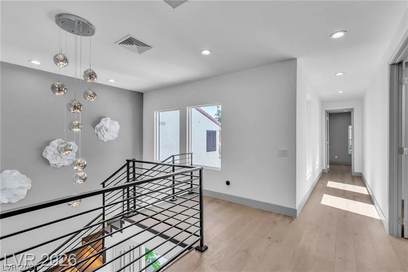 2861 QUEENS COURTYARD, Las Vegas, NV 89109