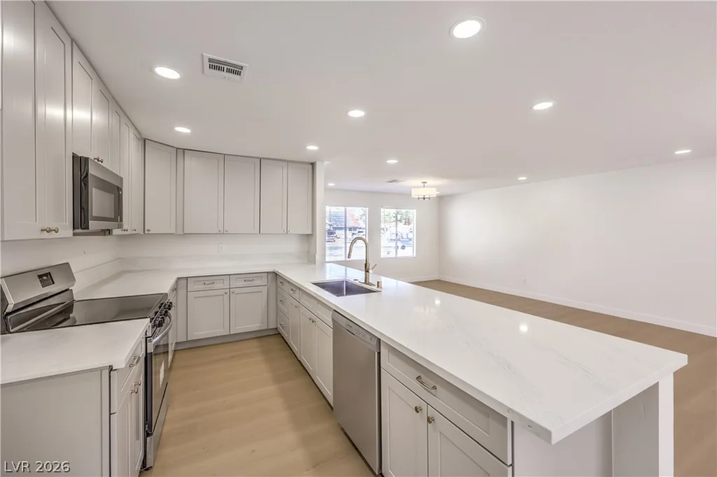4309 Mott, Las Vegas, NV 89102