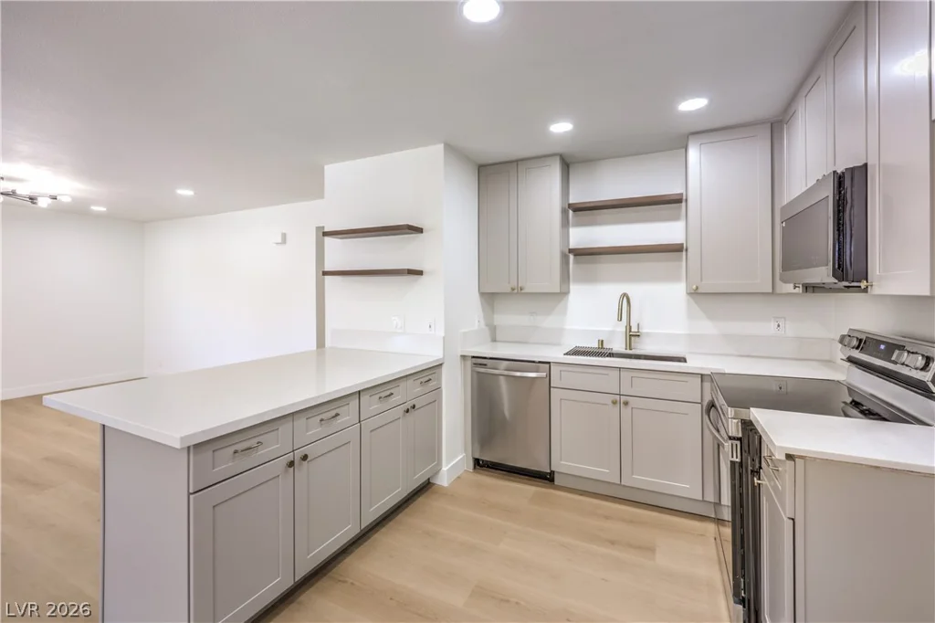 2717 Otter Creek, Las Vegas, NV 89117