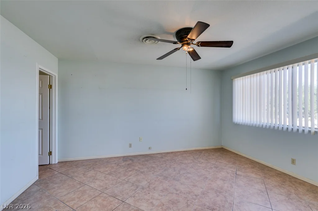 2117 Las Flores, Las Vegas, NV 89102