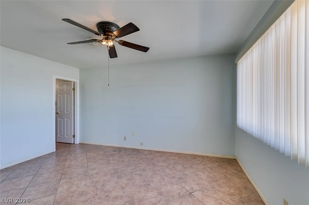 2117 Las Flores, Las Vegas, NV 89102