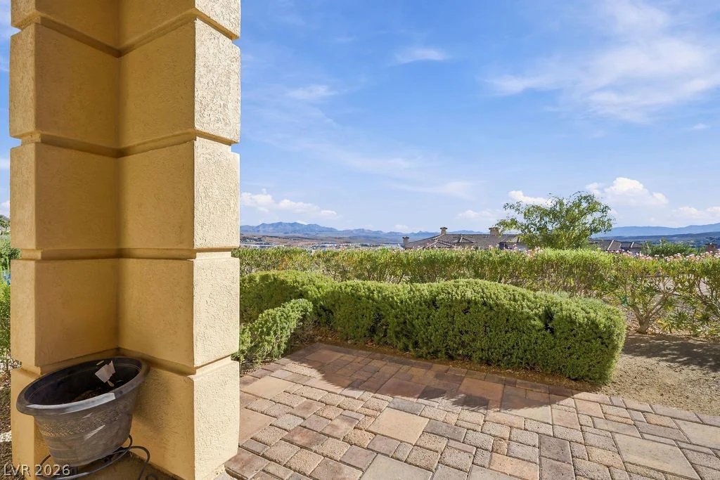 18 Via Visione, Henderson, NV 89011