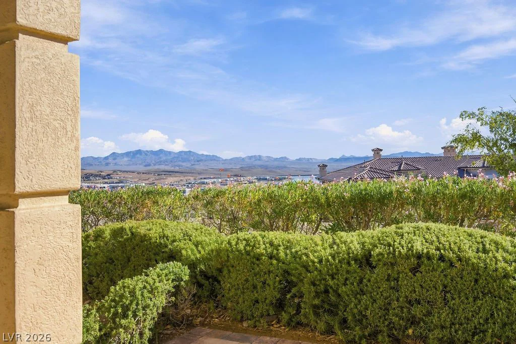 18 Via Visione, Henderson, NV 89011