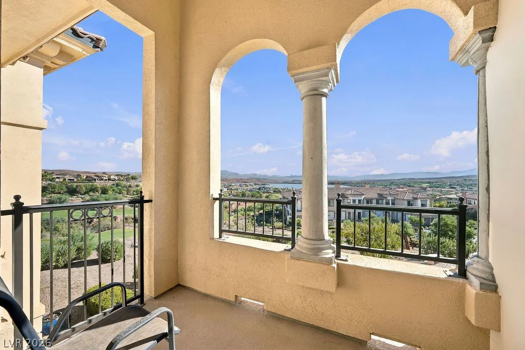 18 Via Visione, Henderson, NV 89011