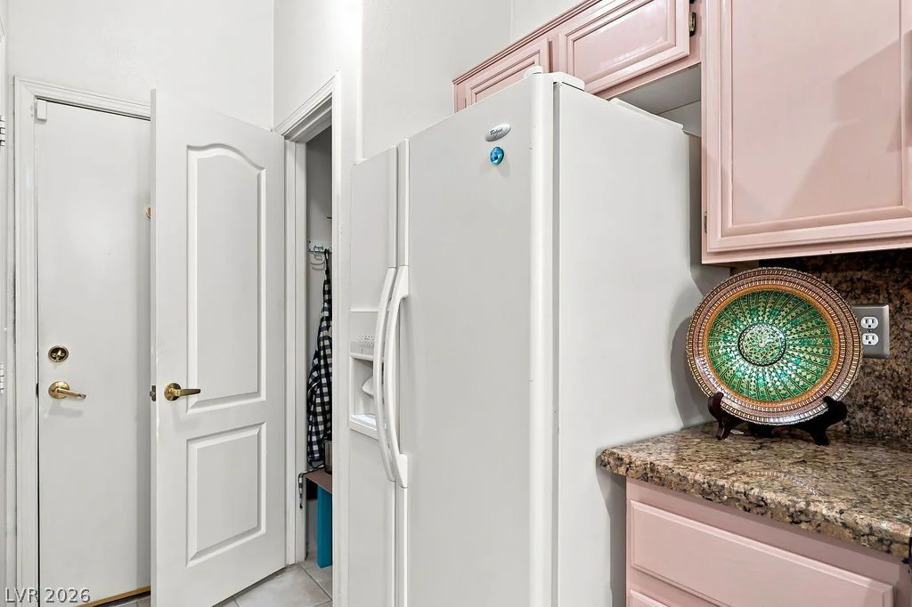 5248 Sunny Beach, Las Vegas, NV 89118