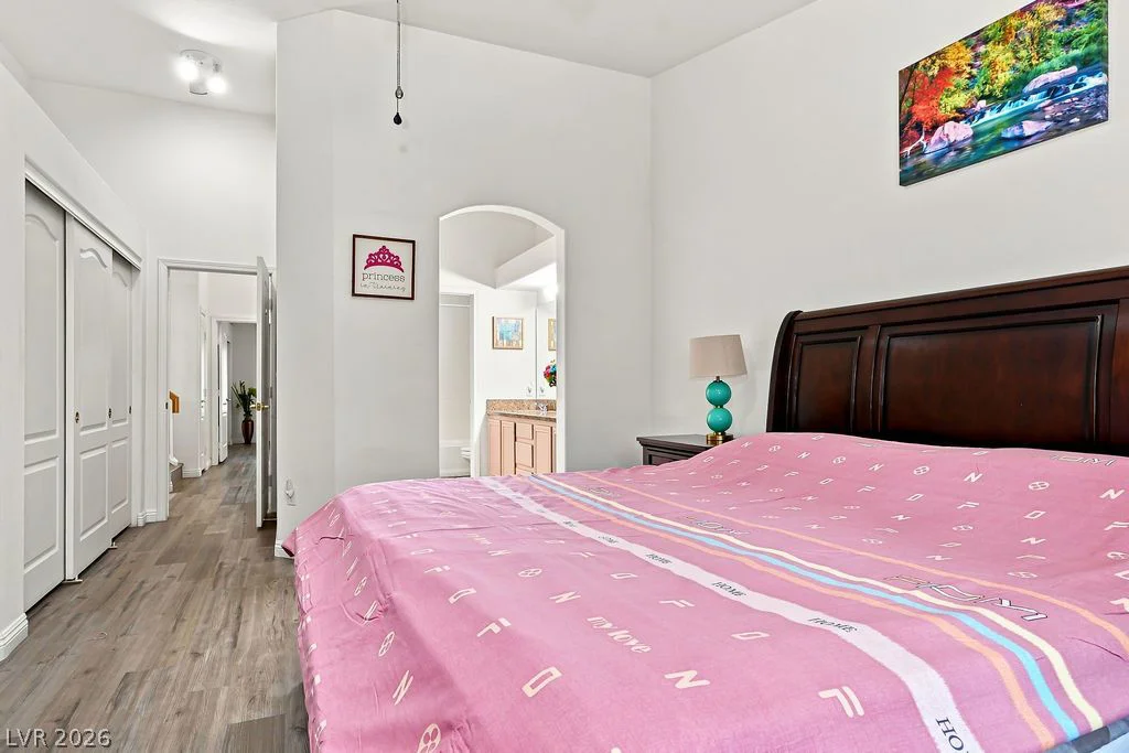 5248 Sunny Beach, Las Vegas, NV 89118