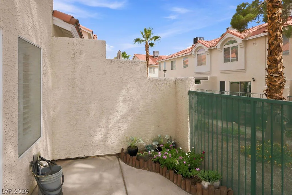 5248 Sunny Beach, Las Vegas, NV 89118