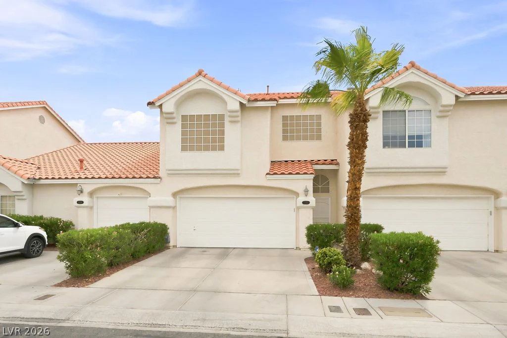 5248 Sunny Beach, Las Vegas, NV 89118