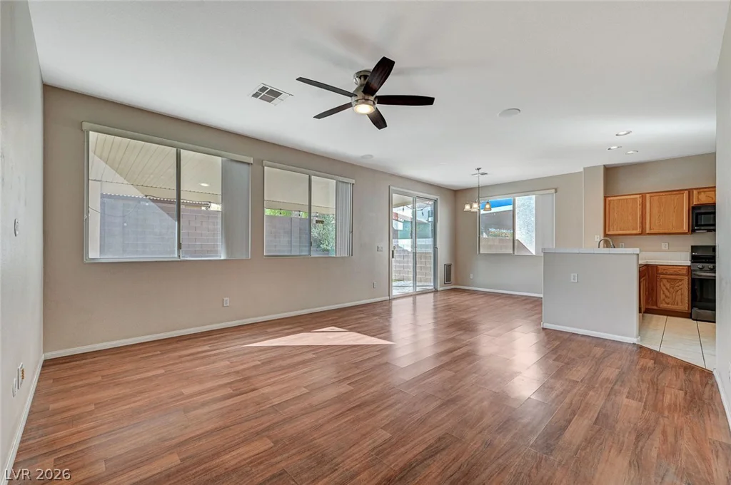 7905 Sagebrush Bend, Las Vegas, NV 89113