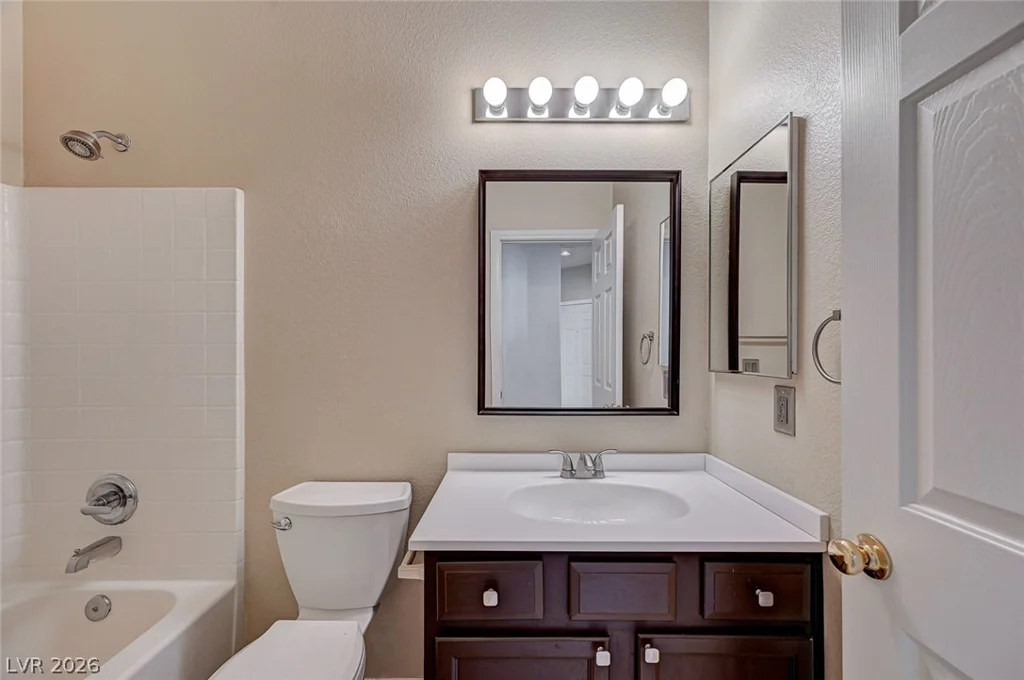 7905 Sagebrush Bend, Las Vegas, NV 89113