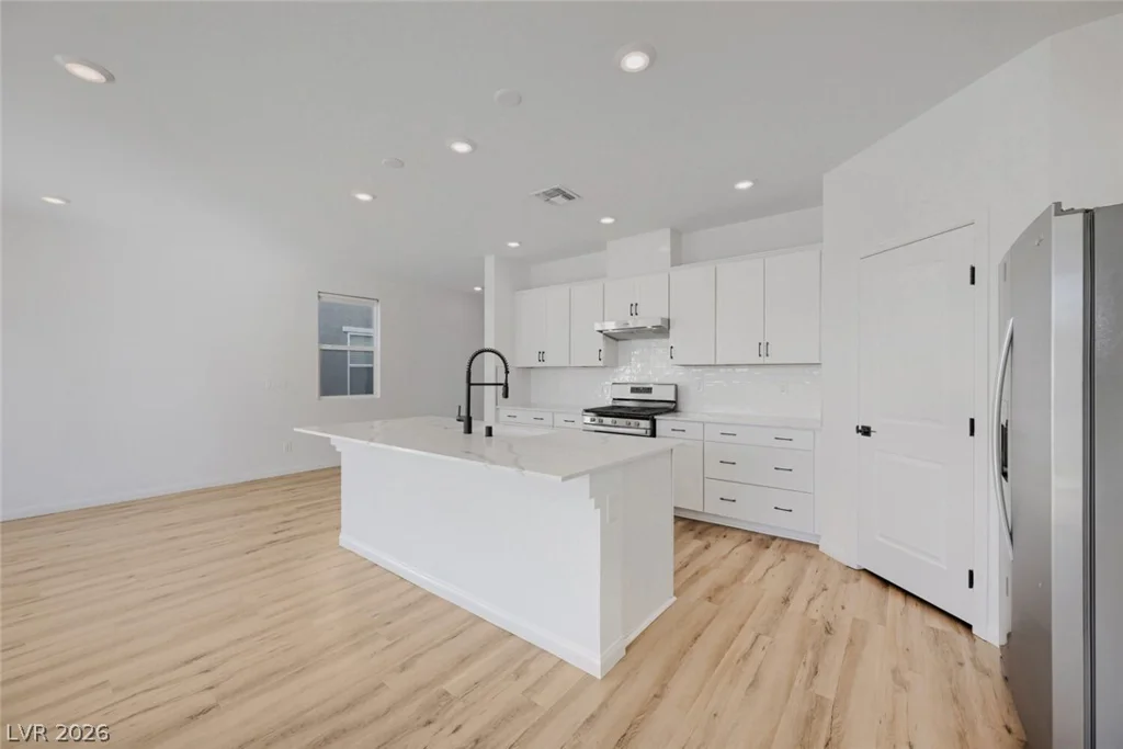 4145 Silver Torch, Las Vegas, NV 89141