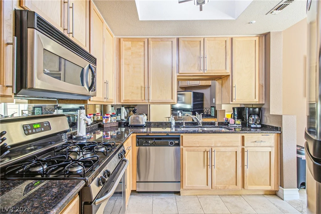 210 Flamingo, Las Vegas, NV 89169